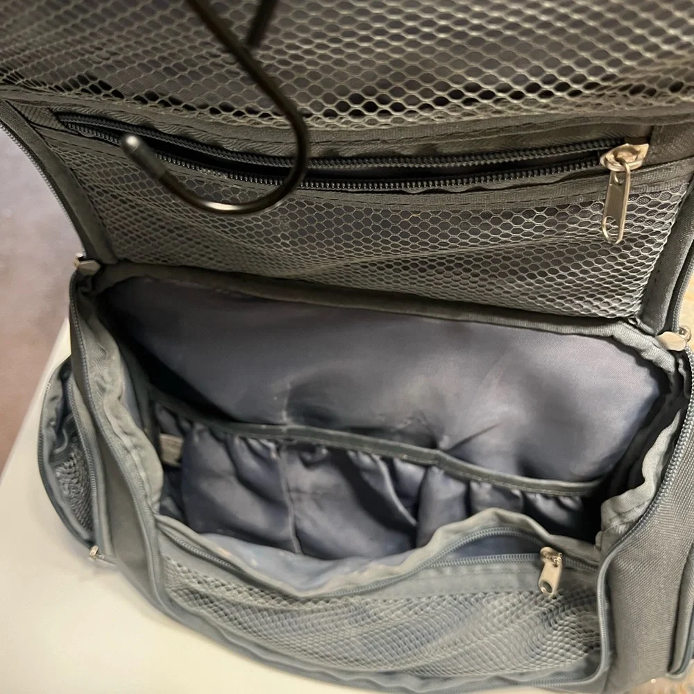 Hanging Toiletry Travel Case